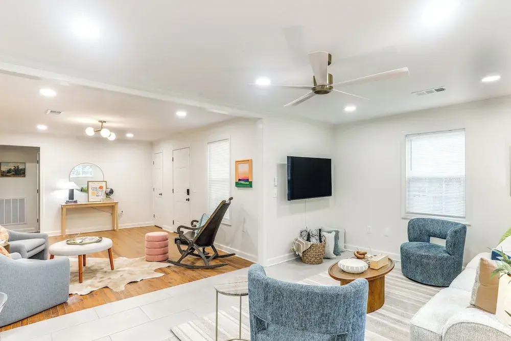 2 Mi to Ole Miss: Modern Home in Historic District
