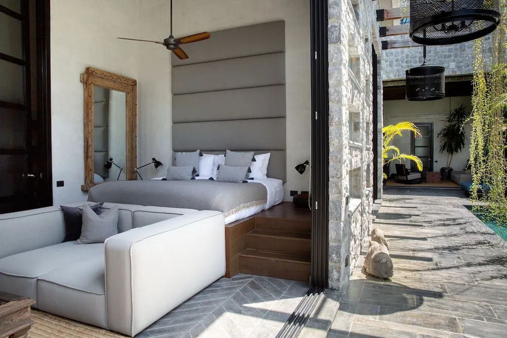 Clay Beach Samui - Beachfront Villas