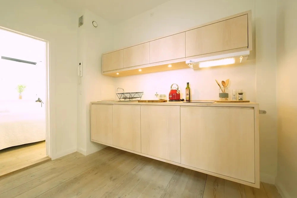 Central Canal Apartments