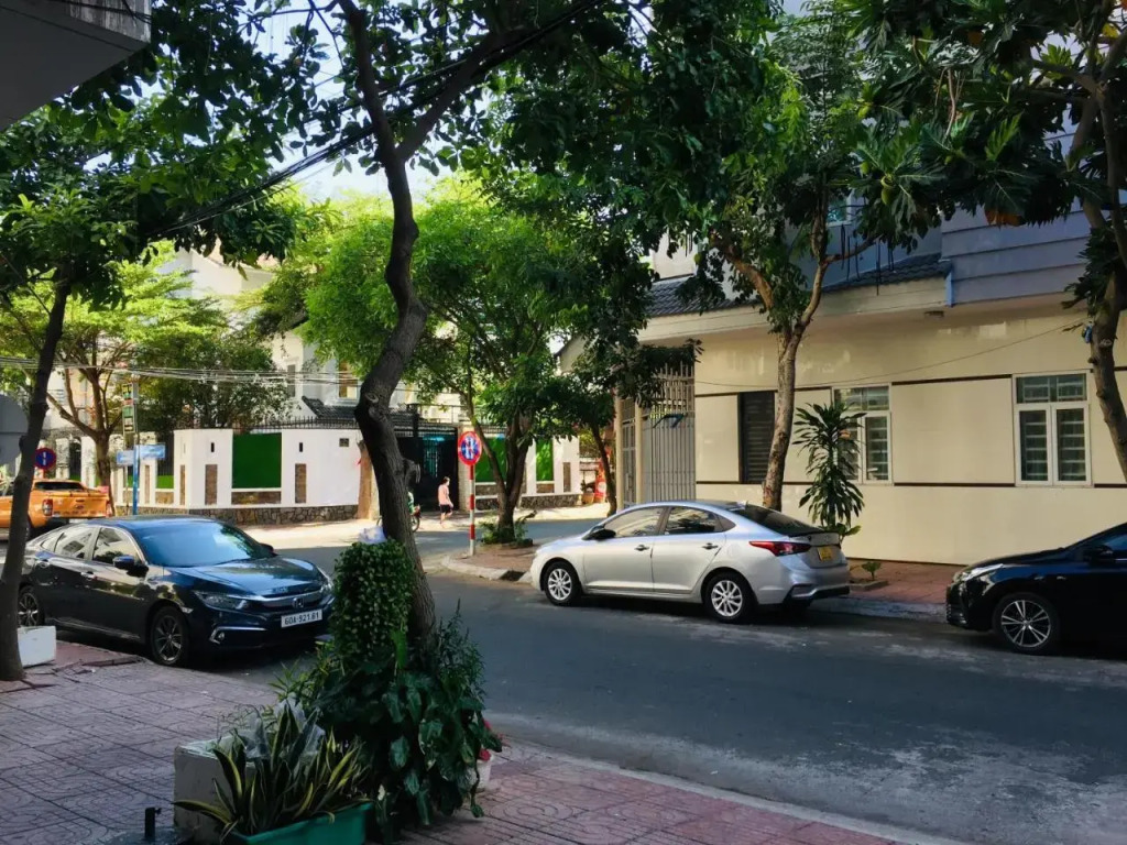 Mi Lan 1 Hotel