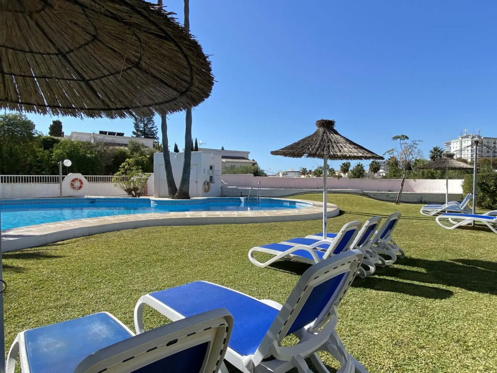 Paraiso Blanco 16A Apartments Casasol