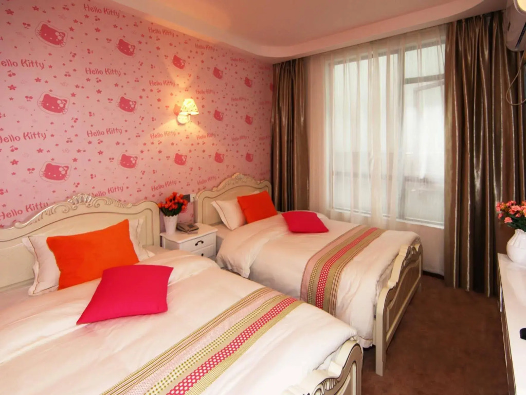 TOWO Shangpin Hotel