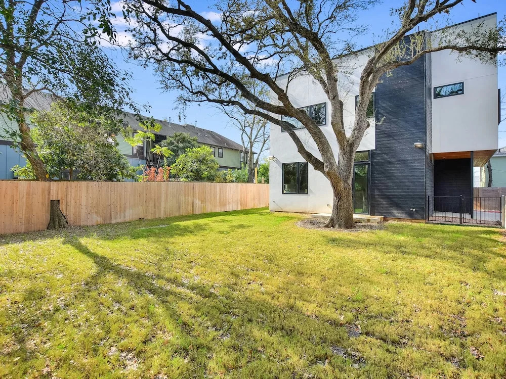 The Living Local Dojo Atx 4 Bedroom Condo
