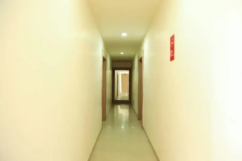 OYO 6433 Hotel Check Inn