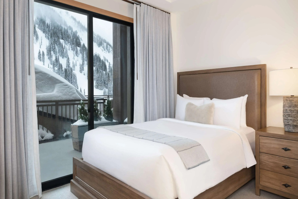 The Snowpine Lodge