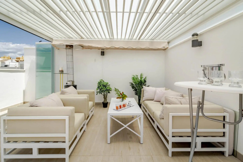 Lab5 Modern 3 Bedroom Penthouse In San Pedro
