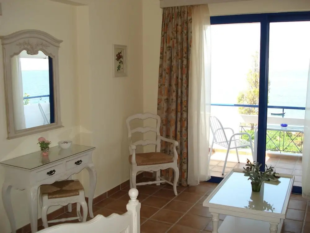 Agnadi Hotel