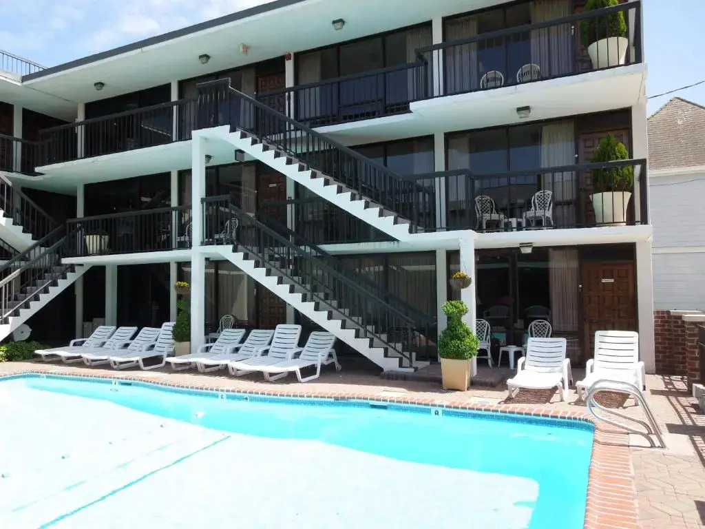 Alamar Resort Inn