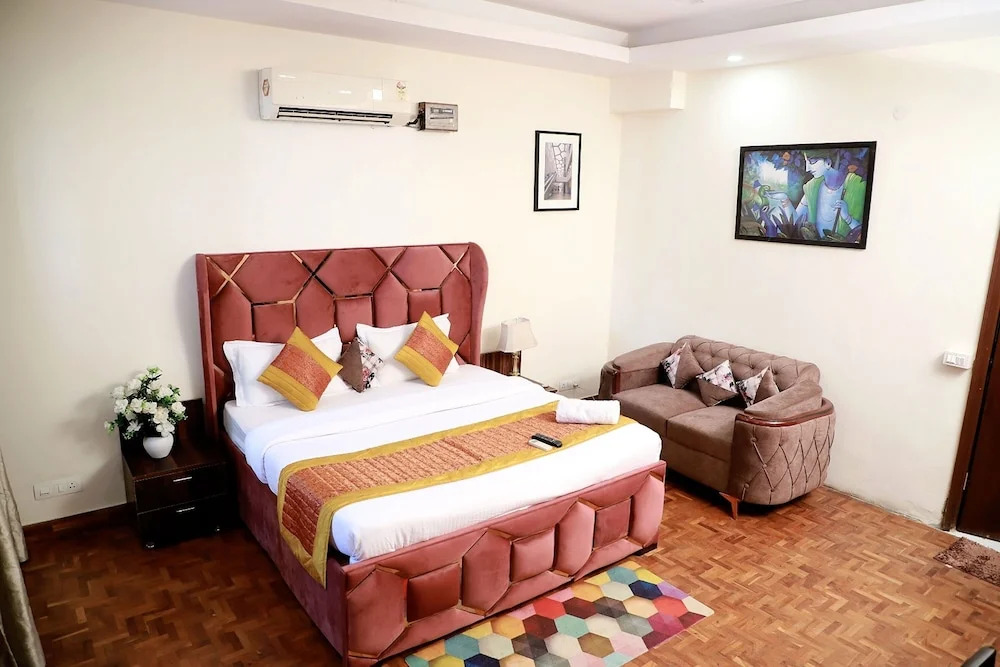 Greenleaf Apartment And Suites, Chittaranjan Park