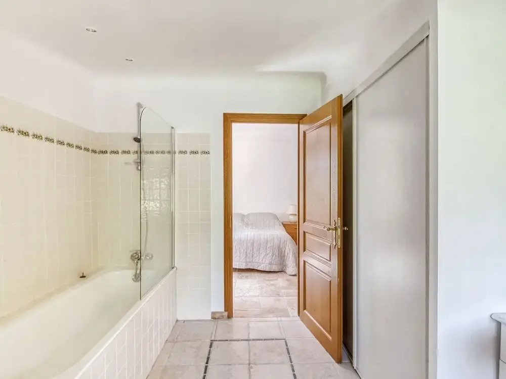 Plush Holiday Home in Tourrettes With Private Swimming Pool