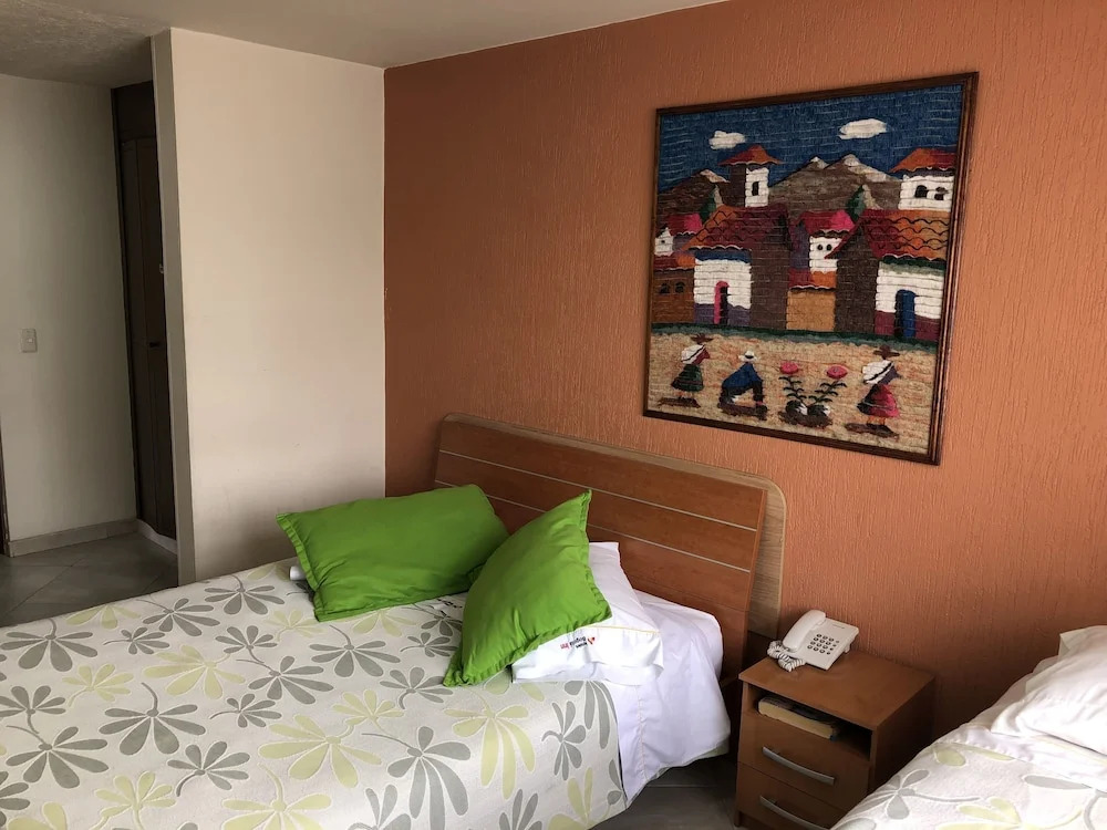 Suites Ejecutivas 57 Inn