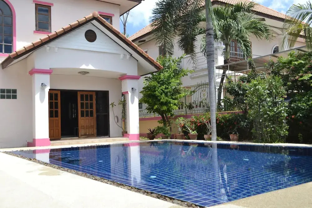 Cesar House
