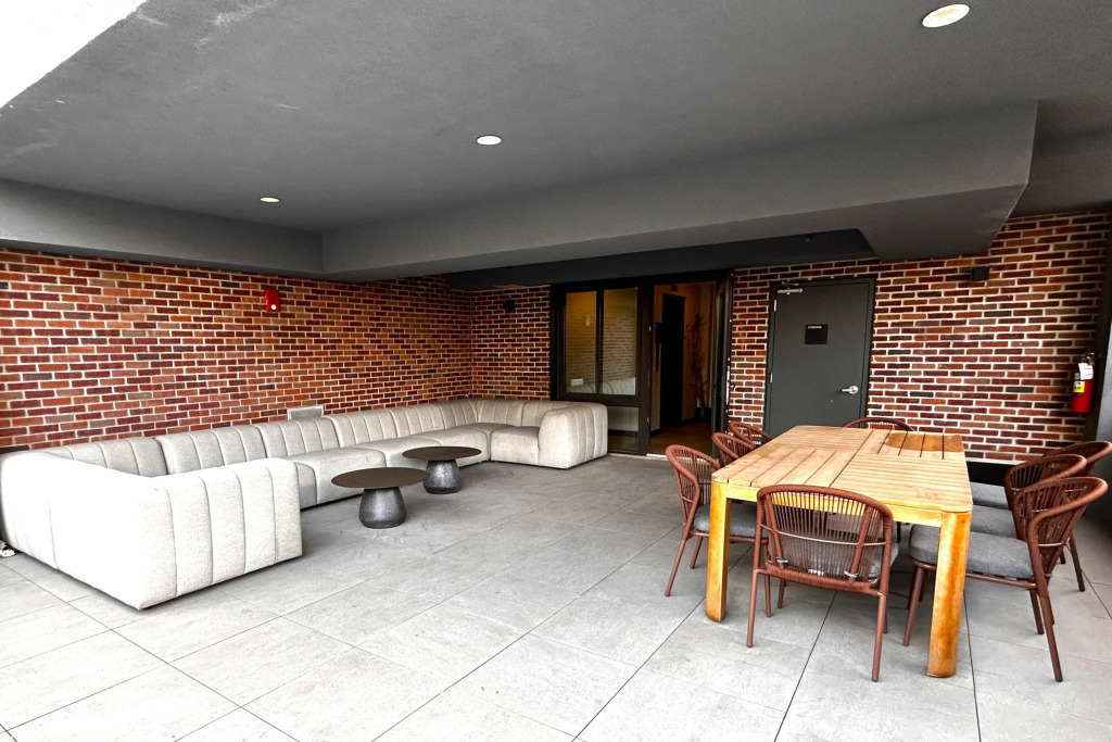 Dutch Hotel Long Island City New York , Belvilla District 6 Formerly Sonder