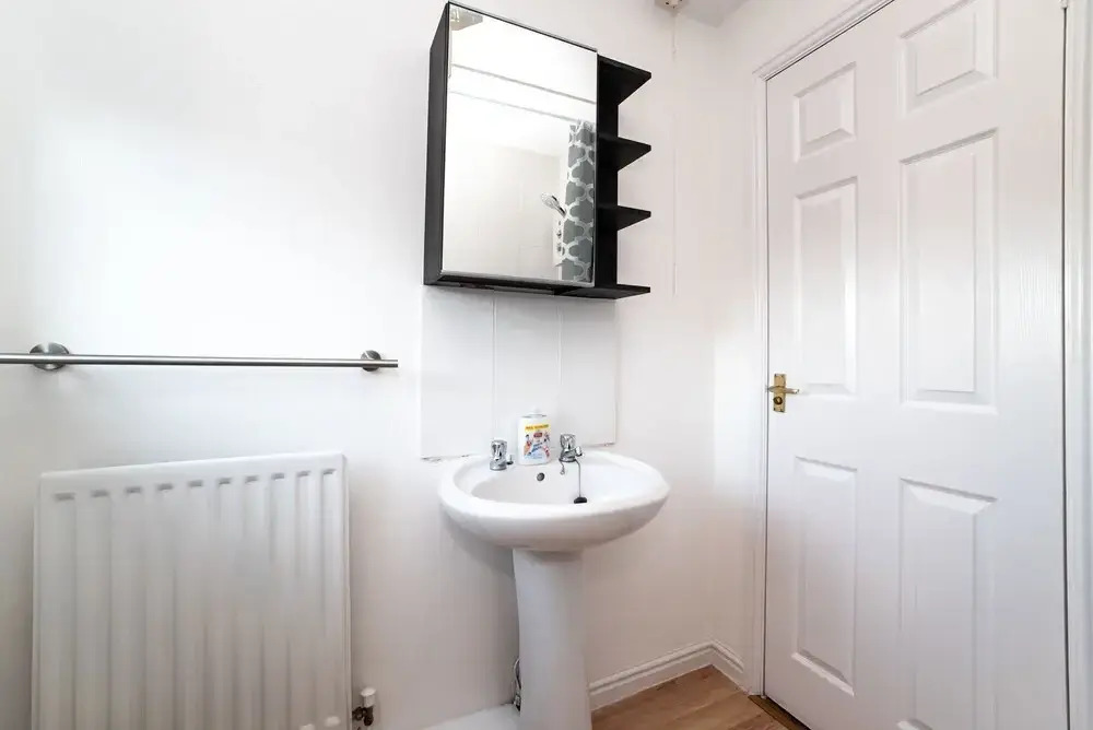 Beautiful 3 Bed House With Great Motorway Access Close to City Centre