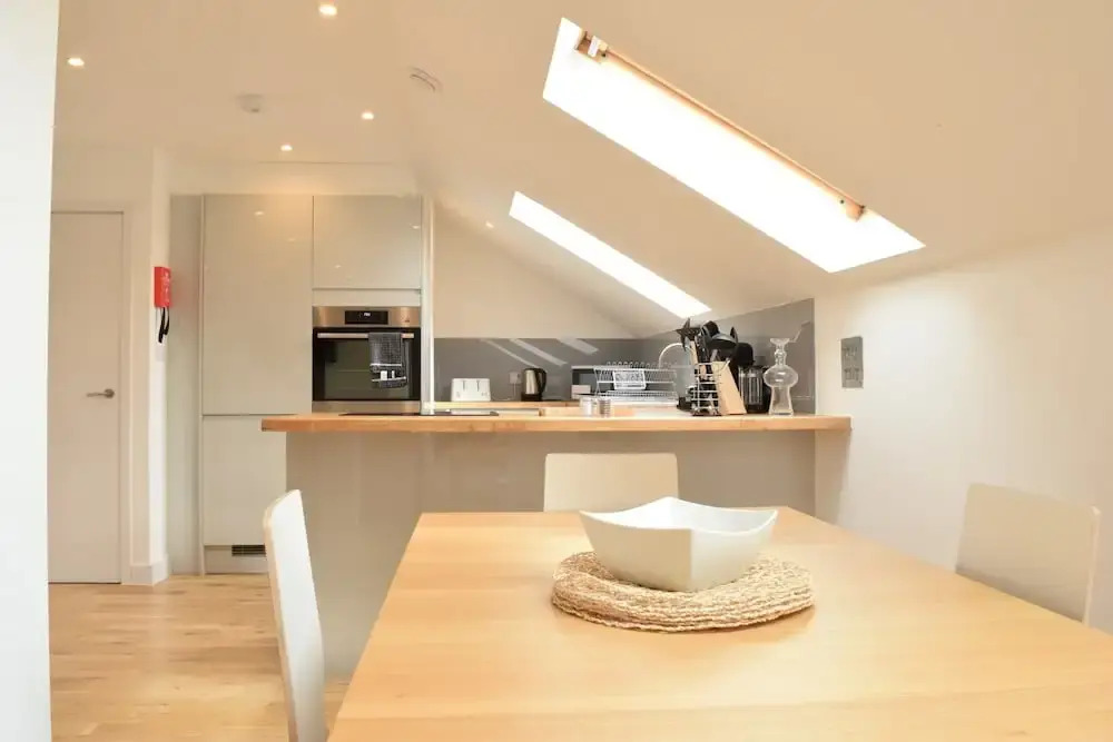 Modern 2 Bedroom Apartment in Balham