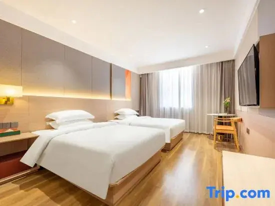 Rezen Hotel (Suqian Wanda Plaza Xiangwang East Road Branch)