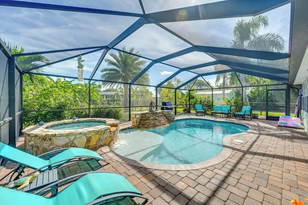 Sunny Bonita Springs Apt w/ Pool, Hot Tub + Lanai