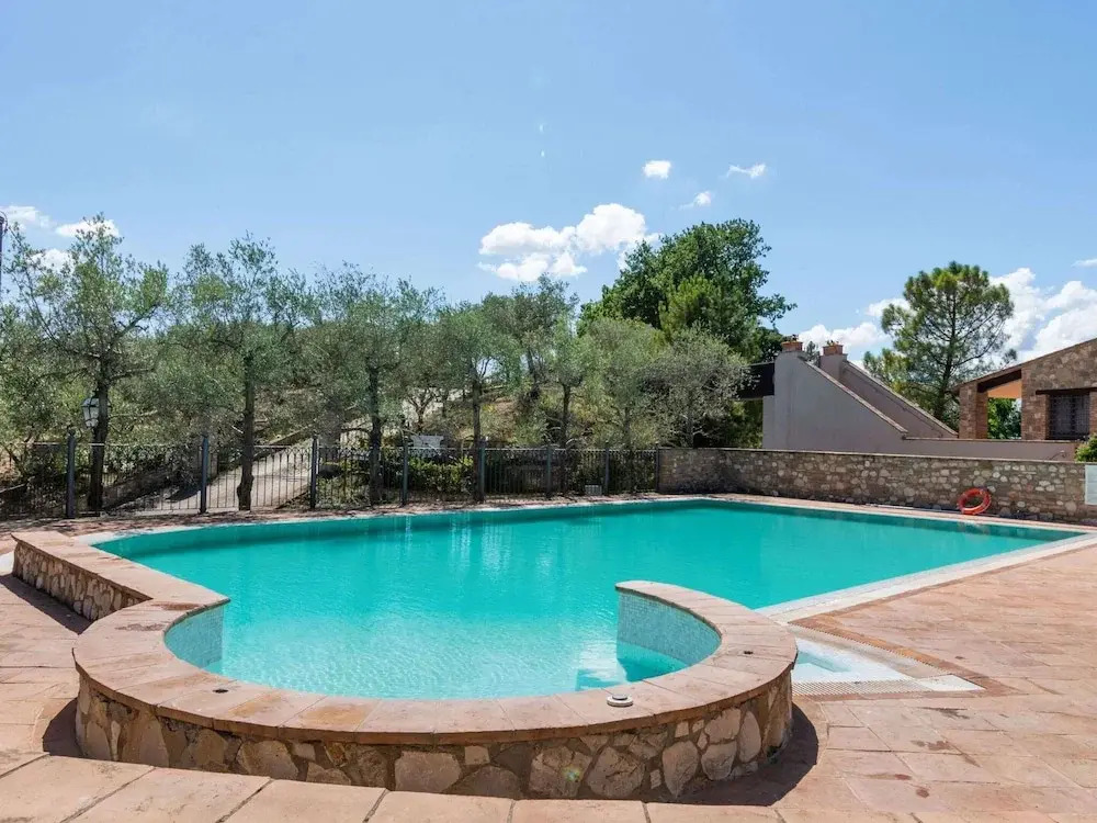 Peaceful Stay in Collazzone Hills