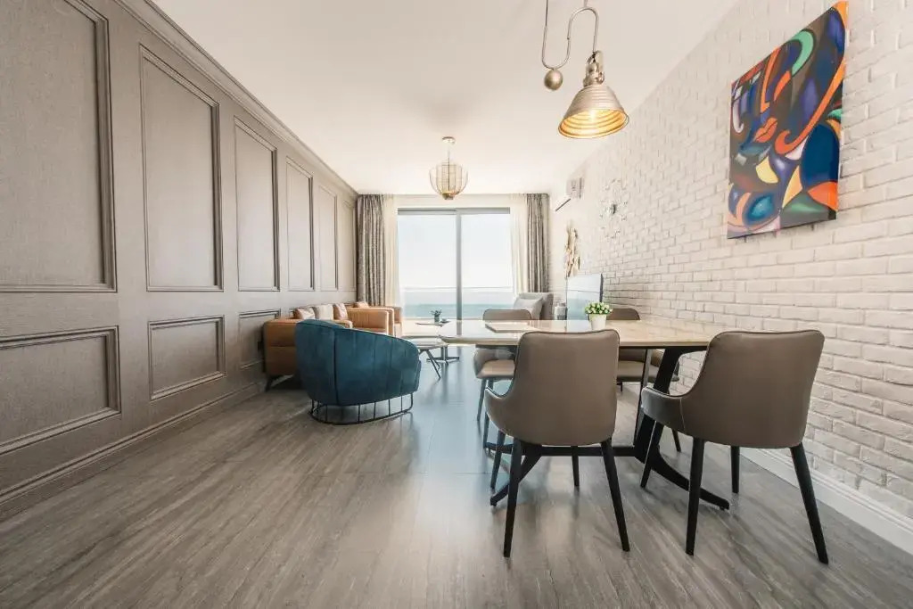 Dollaku Seafront Apartments