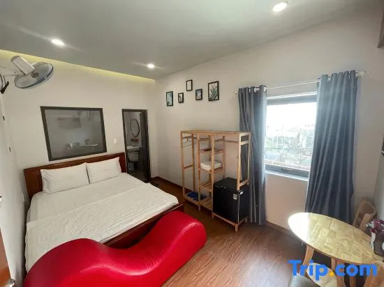 Phú Gia Hotel 1609 Huỳnh Tấn Phát