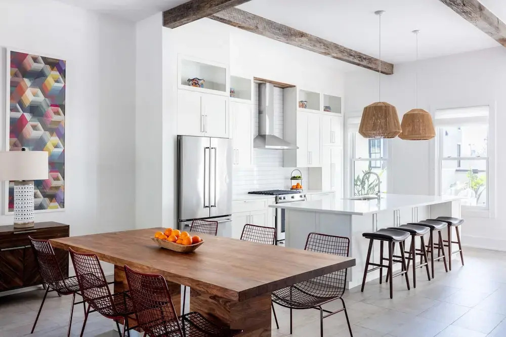 Historic District Charmer - 3 Br Townhouse