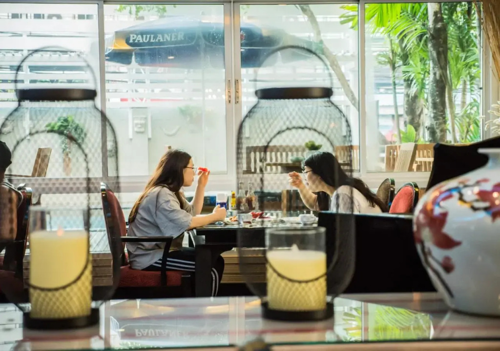 Atrium Boutique Hotel