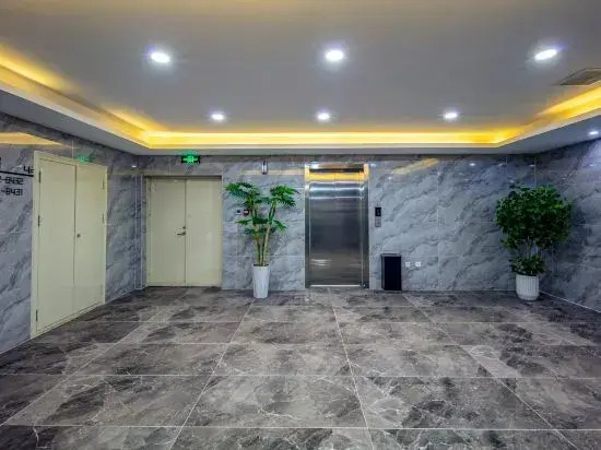 Jindun Hotel (Qi County Urban Leisure Food Street)