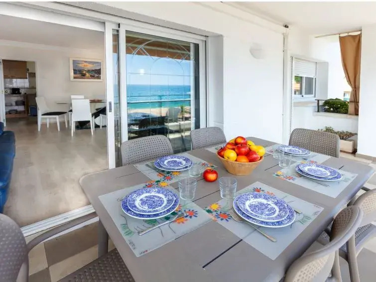 RELAX APARTAMENTO Playa Fenals