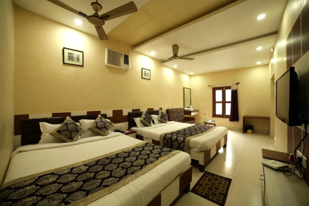 Hotel Satkar