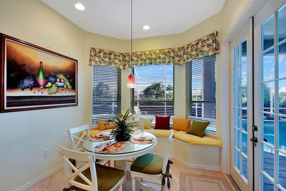 BRF335 3 Bedroom Holiday Home by Marco Naples Vacation Homes