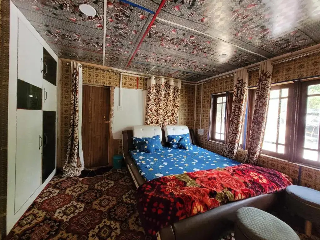 OYO Apple Garden Guest House