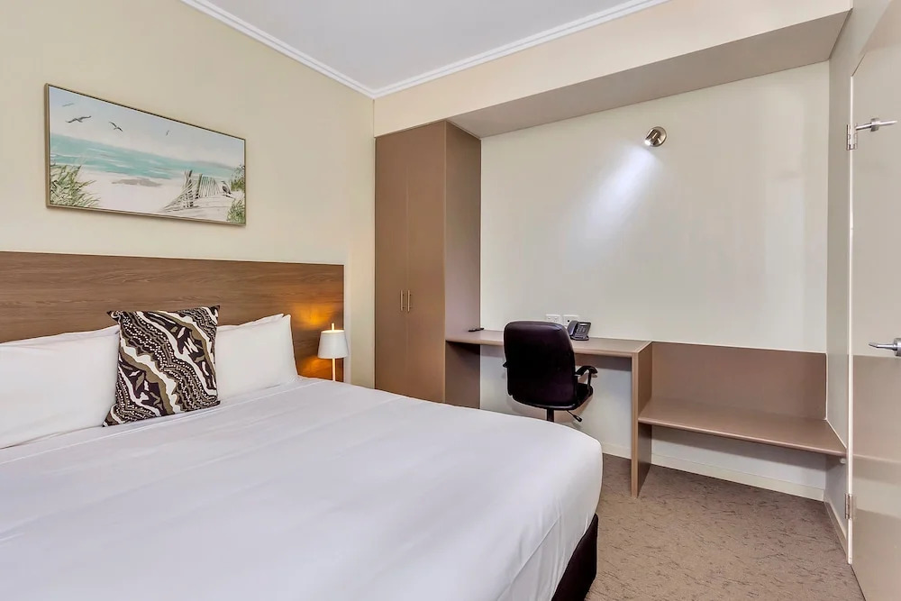 New Haus by Hougoumont Hotel, former Bannister 22