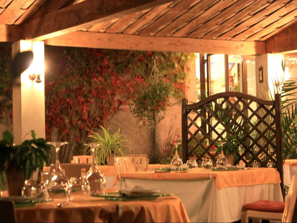 Logis Hôtel Restaurant Les Norias