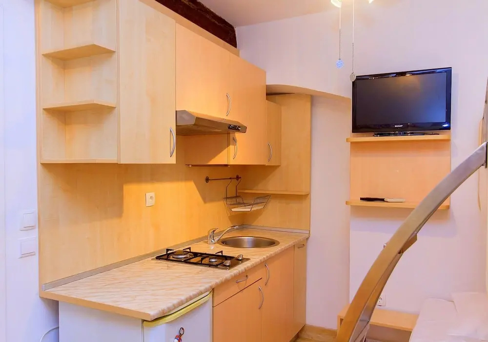 La Vela Guest House AK