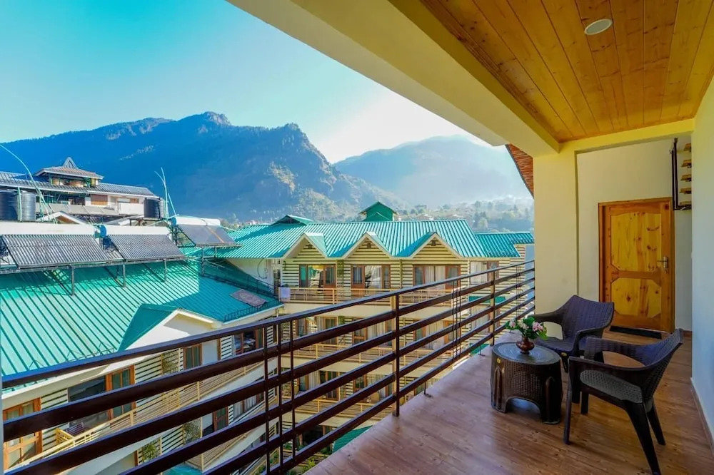 T & D Resorts
