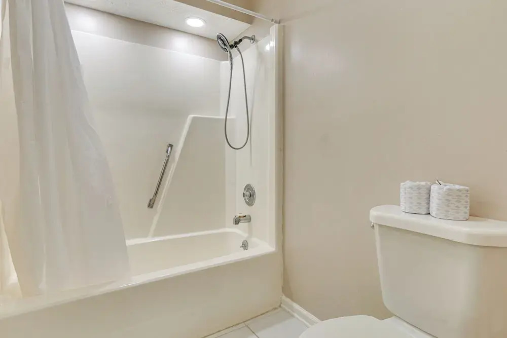 Dogs Welcome! Savannah Escape w/ Fenced-in Yard