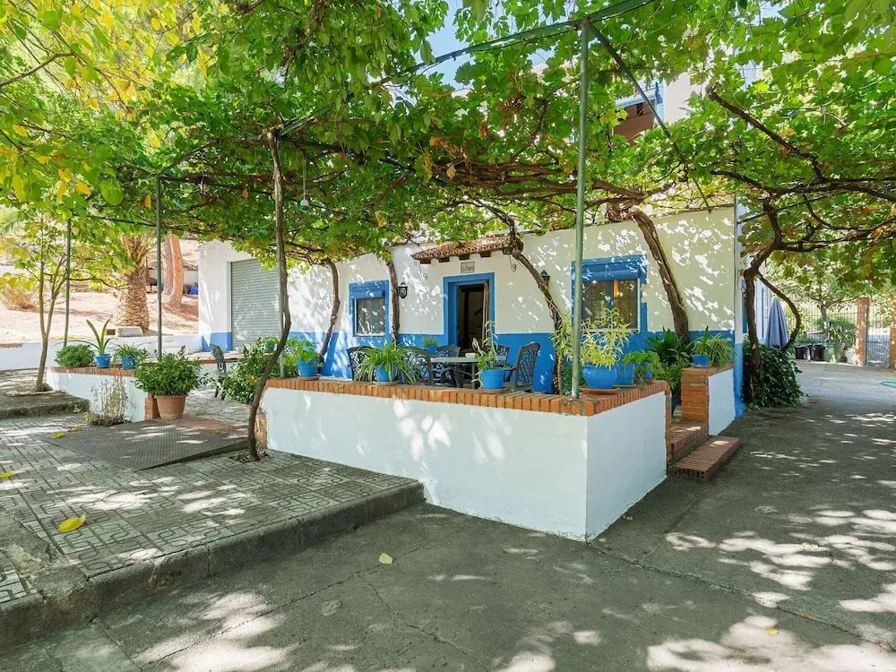 Delightful Mansion in Huétor-Tájar near Sea