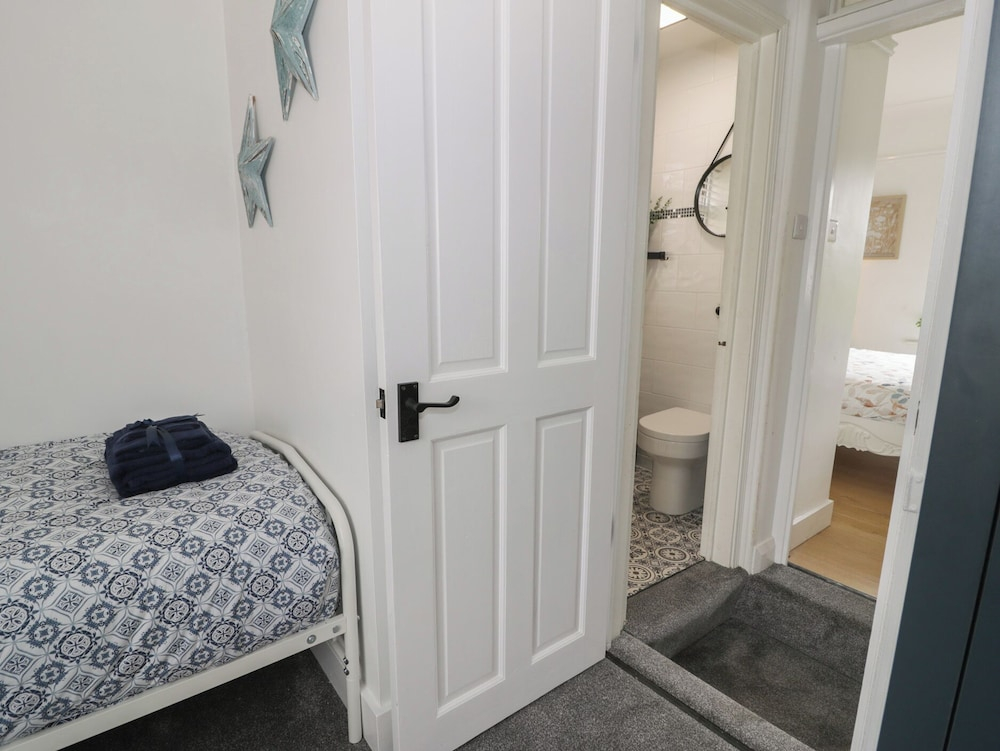 Mid Haven Cottage