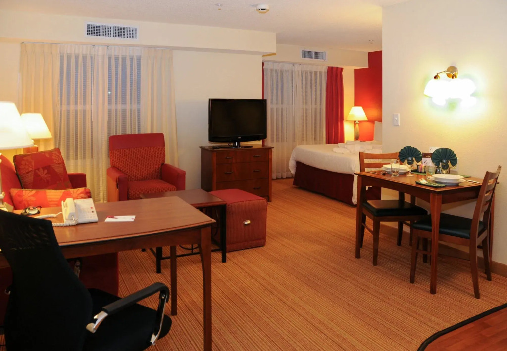Hampton Inn & Suites Colorado Springs-Air Force Academy/I-25 North