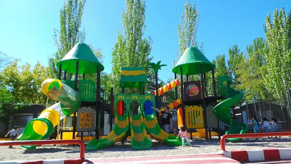 Bungalows Camping Alpha Madrid