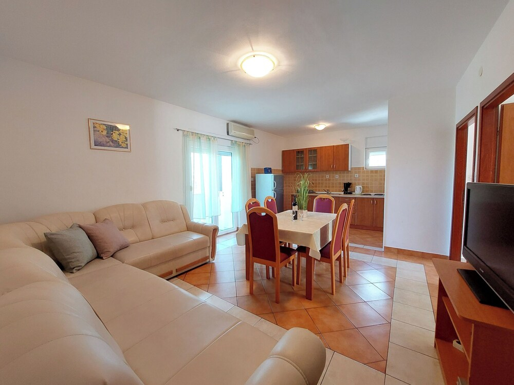 Apartments Irena