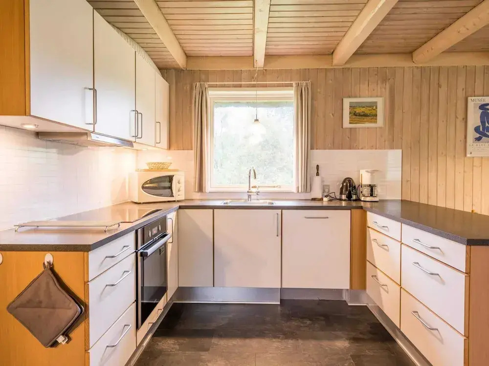 6 person holiday home in Henne