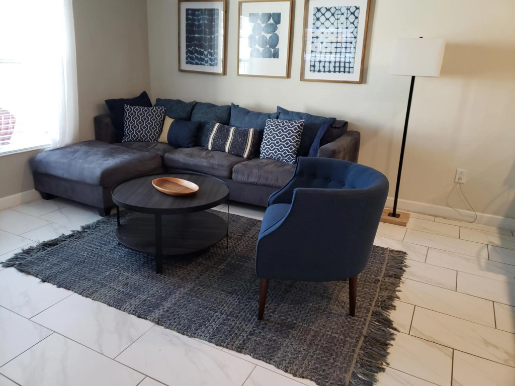 4 Bedroom Private Lakefront Town Home at Storey Lake near Disney World Parks