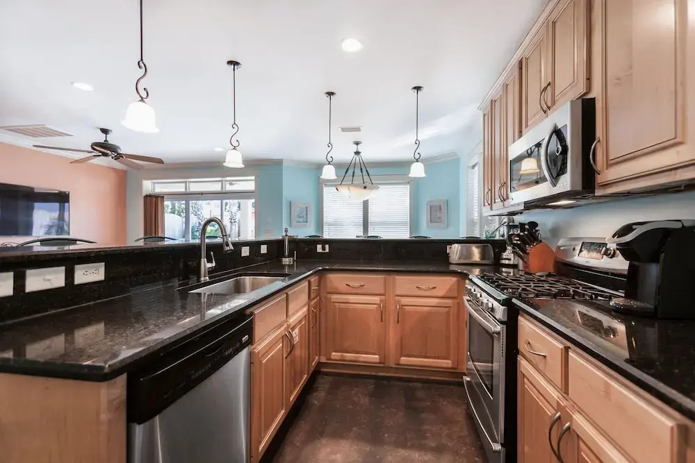 Brand-new Casa Bella Beach Haven W/ Private Pool 5 Bedroom Home