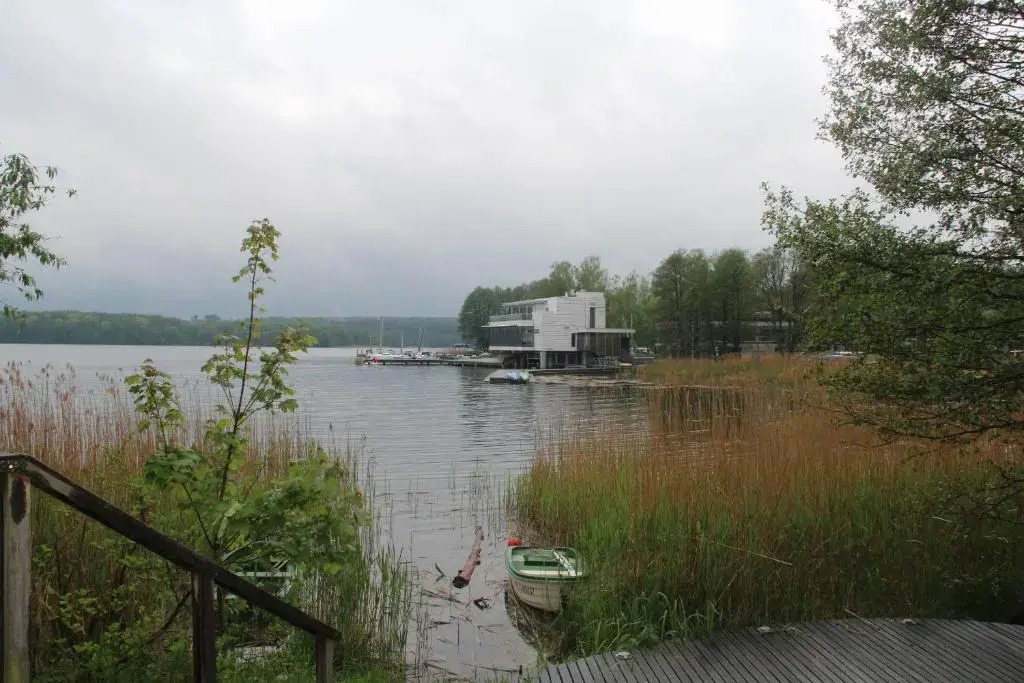 Apartament z widokiem na jezioro Ukiel