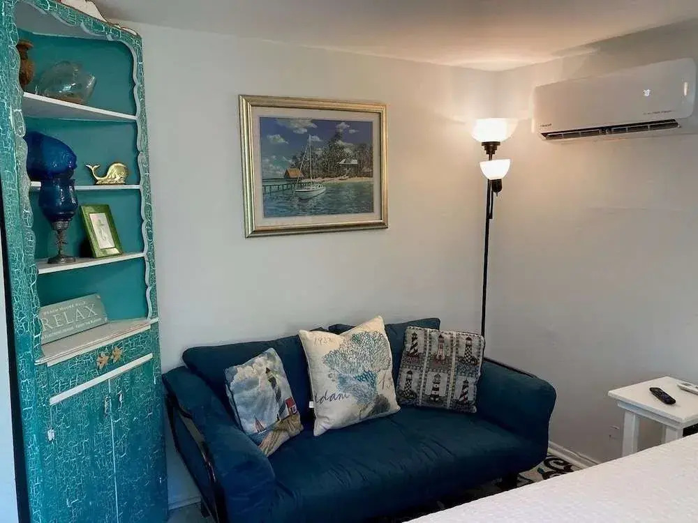 Seahorse Suite 1 Bedroom Villa by RedAwning