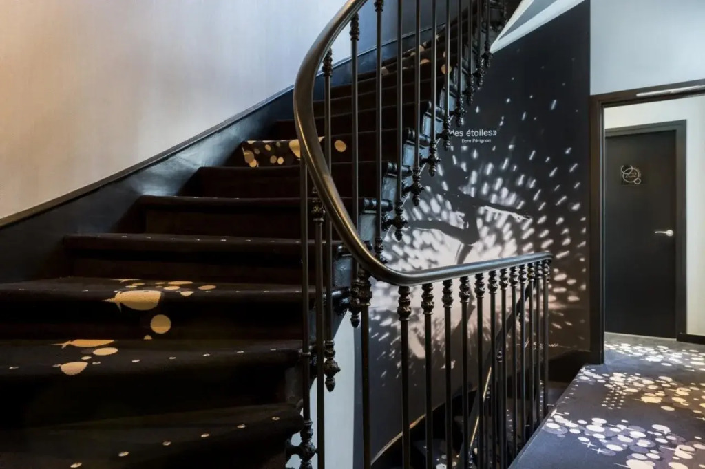 Hotel Les Bulles De Paris