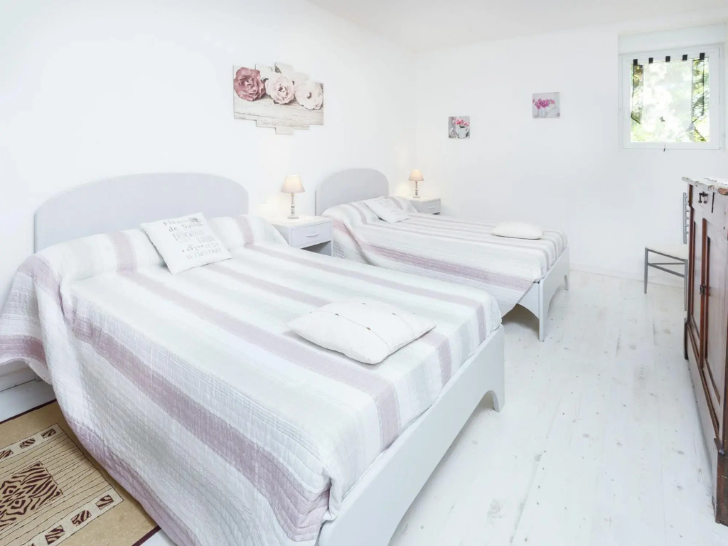 Amazing Holiday Home in Cazals With Terrace