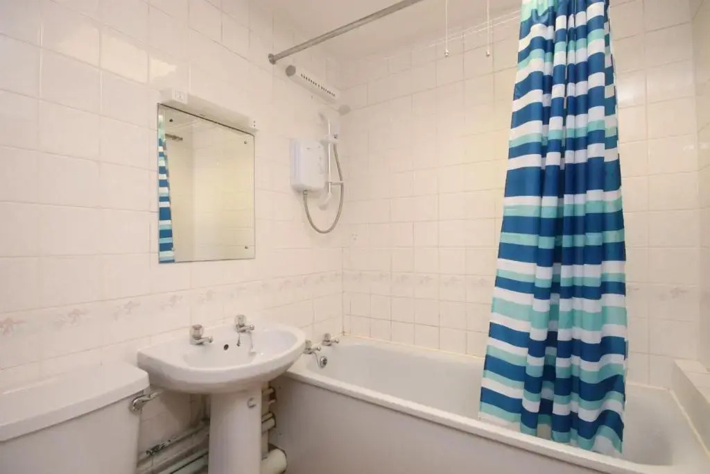34D Medmerry Park 2 Bedroom Chalet
