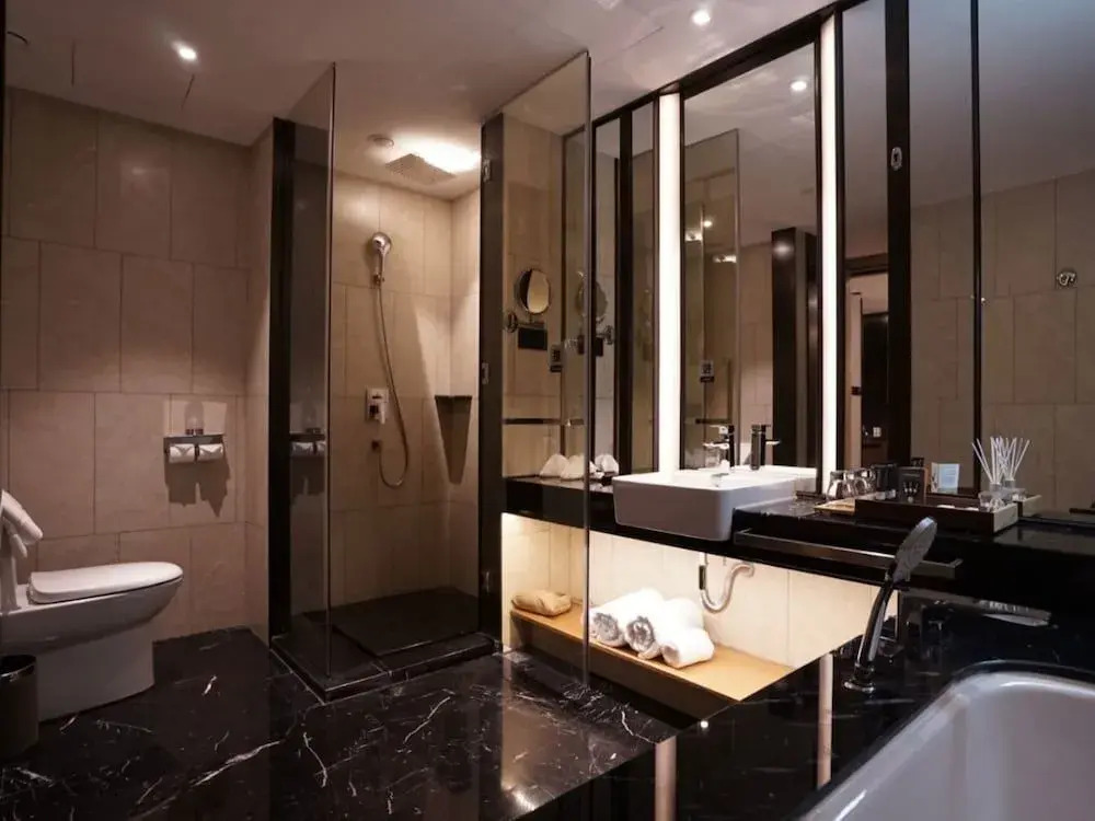 chongqing kuanrong luxry suit hotel